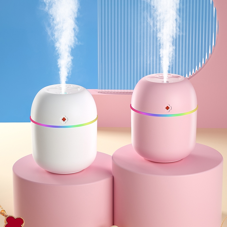 #ShopniQue - Mini Diffuser Humidifier Aromatherapy 220ml/ USB Led light Mini Air Purifier/ Essential Oil Aromatherapy /Diffuser hampers premium